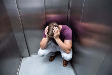 Fobia przed windami - jak sobie z nią poradzić?