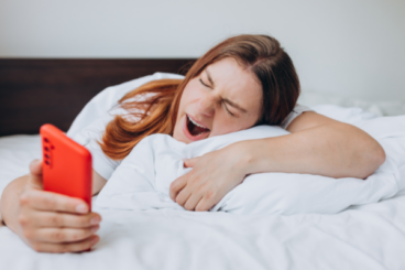 Społeczny jet lag - chaotyczne wzorce snu i czuwania