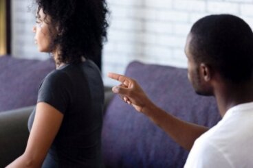Co możesz zrobić, jeśli Twój partner o wszystko Cię obwinia?